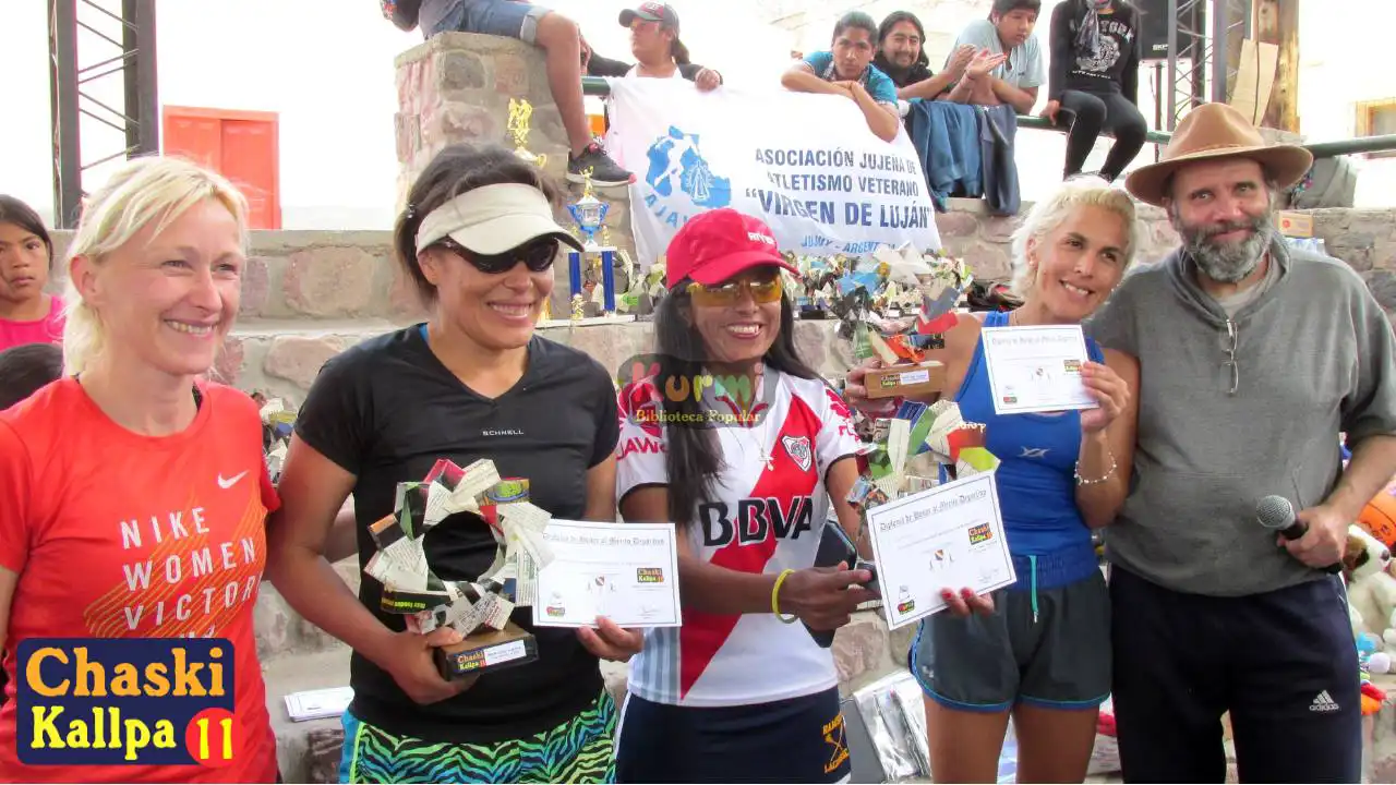 Fotos de la premiación de la Chaski Kallpa 11: categoría general damas.